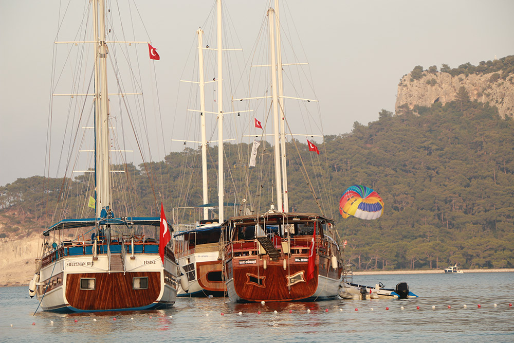Para Sailing in Antalaya